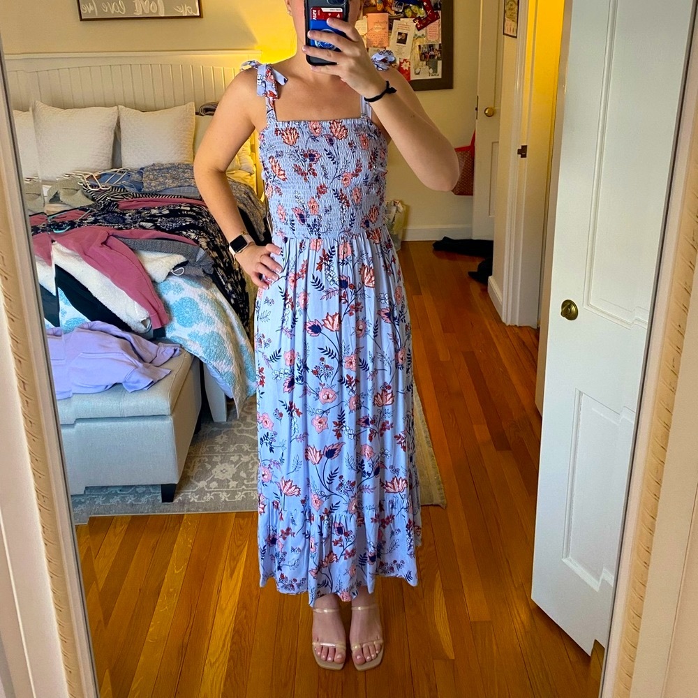 Size Small, Midi Floral dress